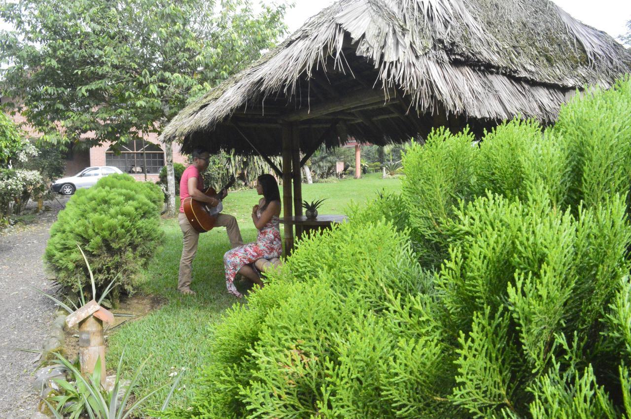 Estancia La Colina Santo Domingo de los Colorados Extérieur photo